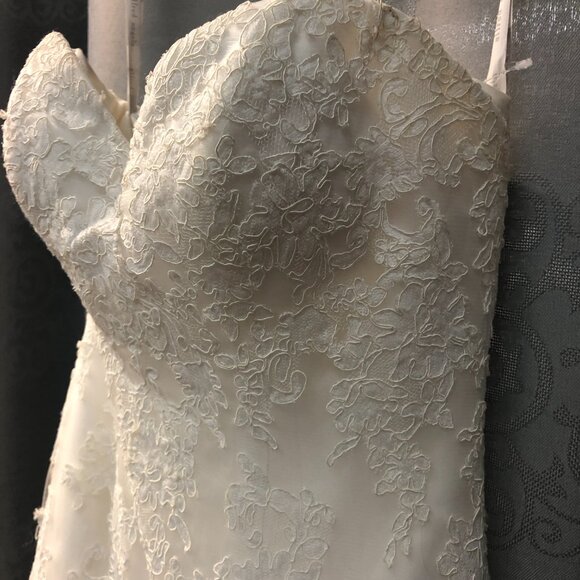 USED SAMPLE Fit & Flare Sexy Lace Wedding Dress Romantic Mermaid Lace Corset - Picture 14 of 14